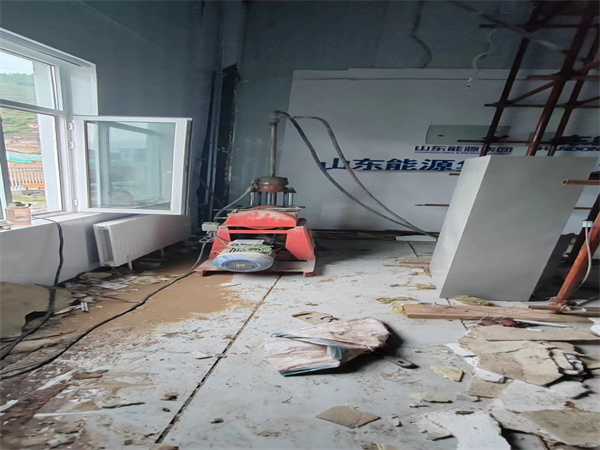 井陉地基基础下沉墙体裂缝加固注浆顶升施工